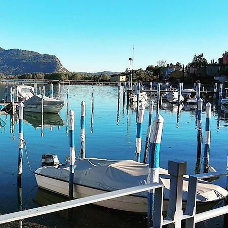 Chez Ary: Sulla Strada Del Lago Clusane Exterior foto